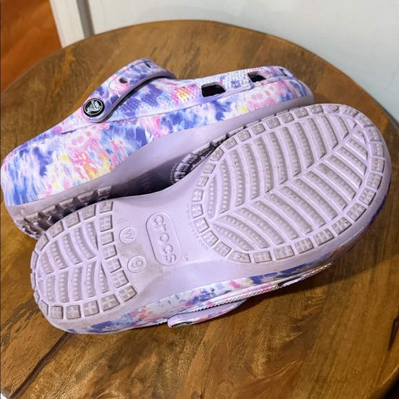 Classic Crocs - Picture 4 of 4